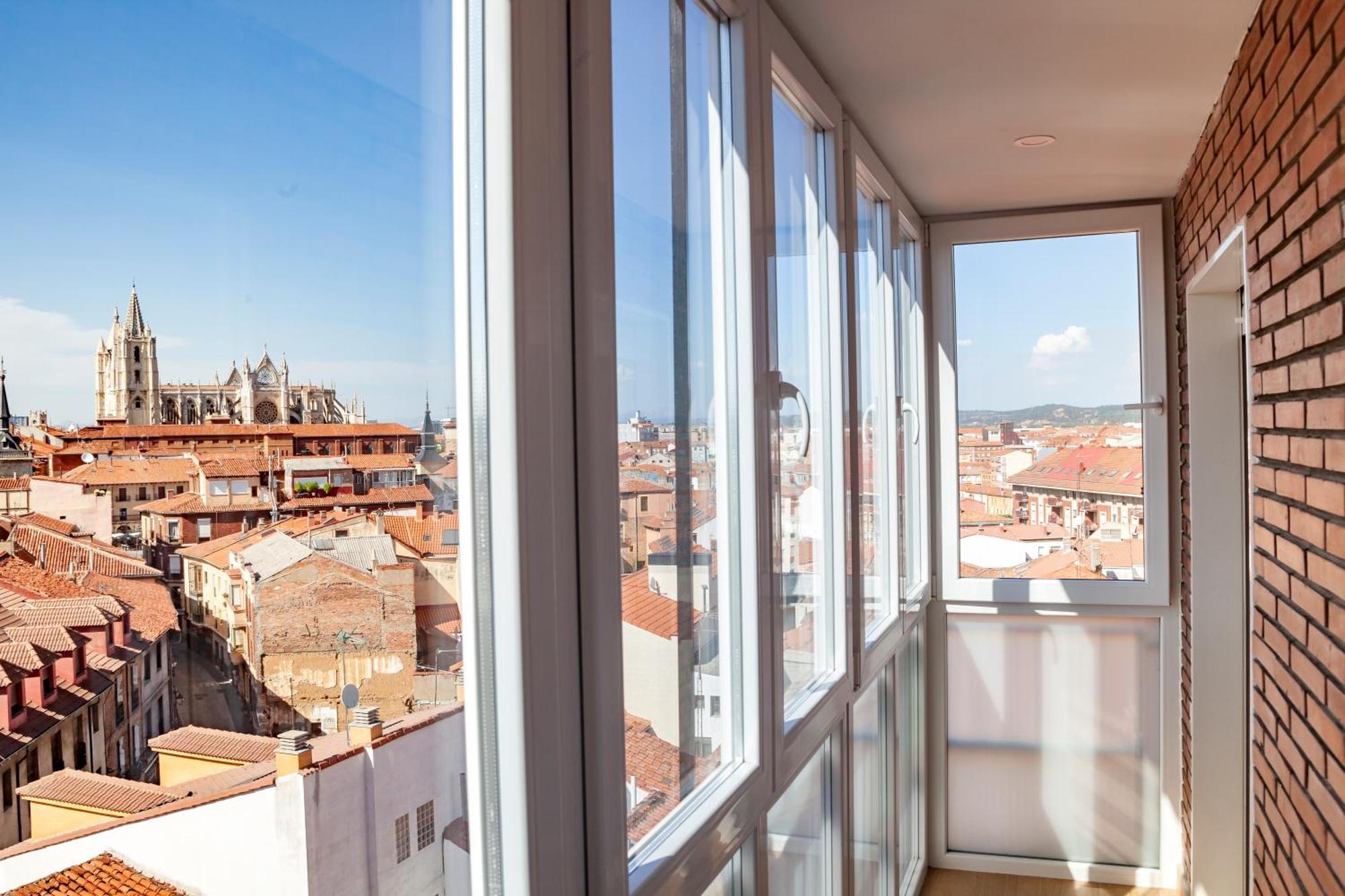 The View - Apartamento Reformado Con Vistas A La Catedral - Leonapartamentos Exterior foto